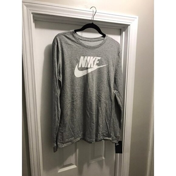 𝅺nike Long Sleeve Men's Gray T-Shirt - Picture 1 of 10